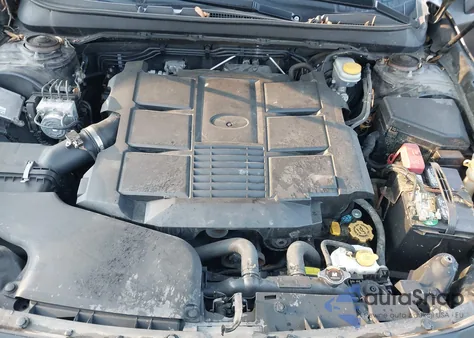 2015 Subaru Outback 3.6R Limited z USA, uszkodzony, nr VIN 4S4BSELC8F3239398